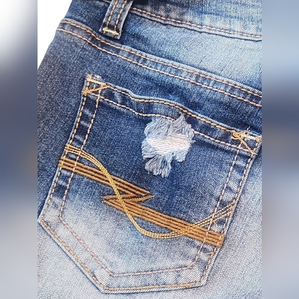 ZCO Jean Shorts Cutoff Distressed Flower Stitched Y2K Festival Size 11 N… - Picture 8 of 11